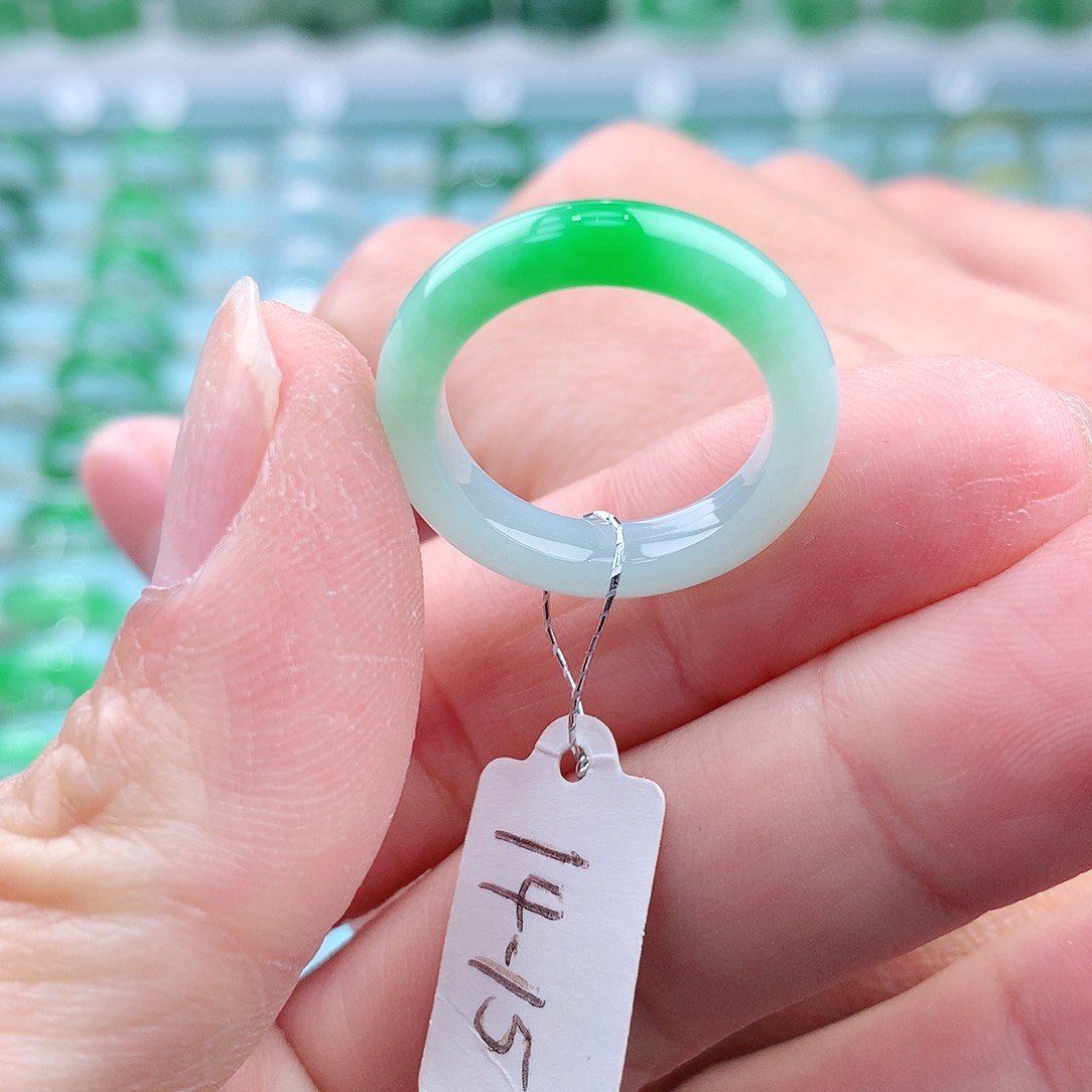 翡翠戒指未镶嵌A货缅甸翡翠