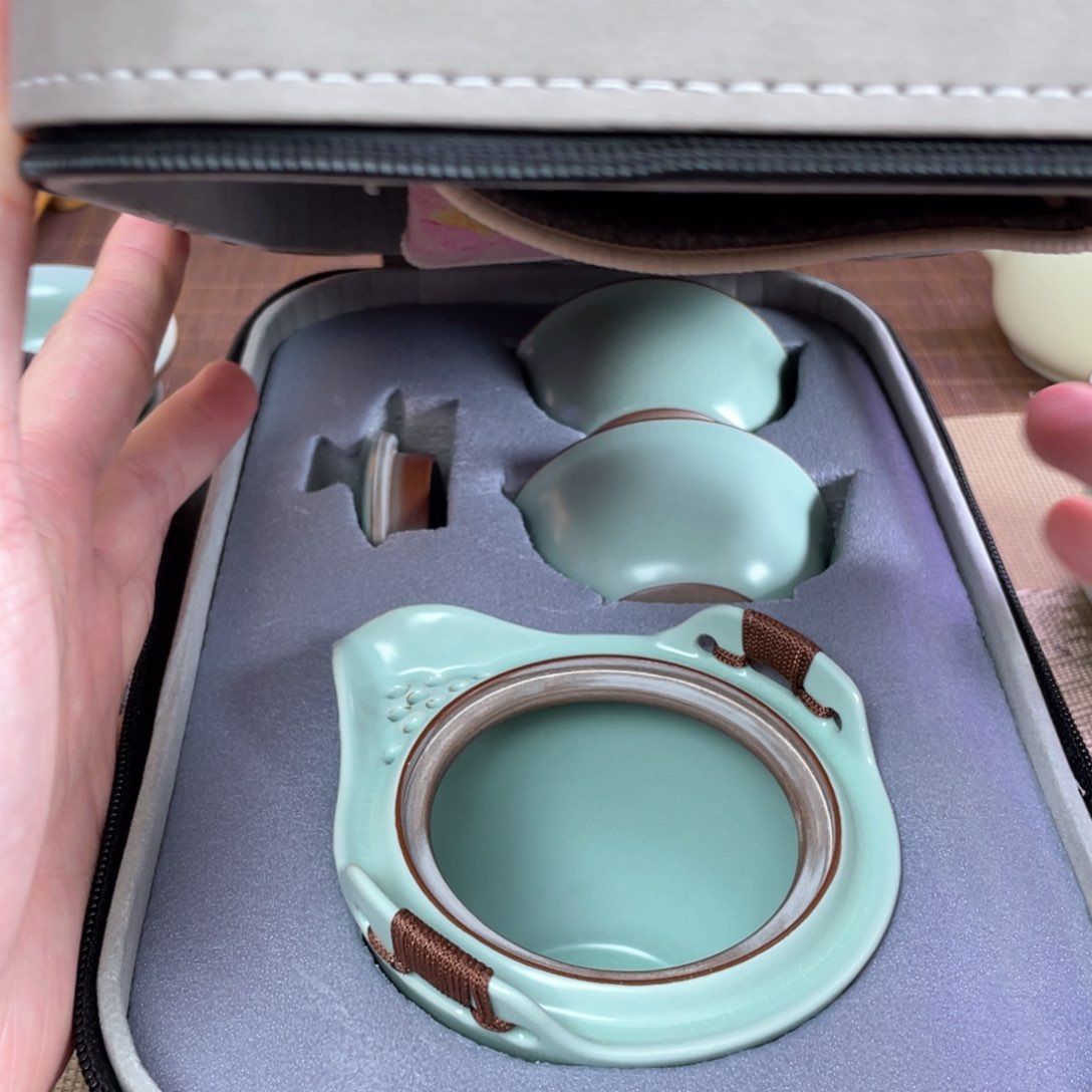 瓷片。。。。。。。。。。。。。。。。