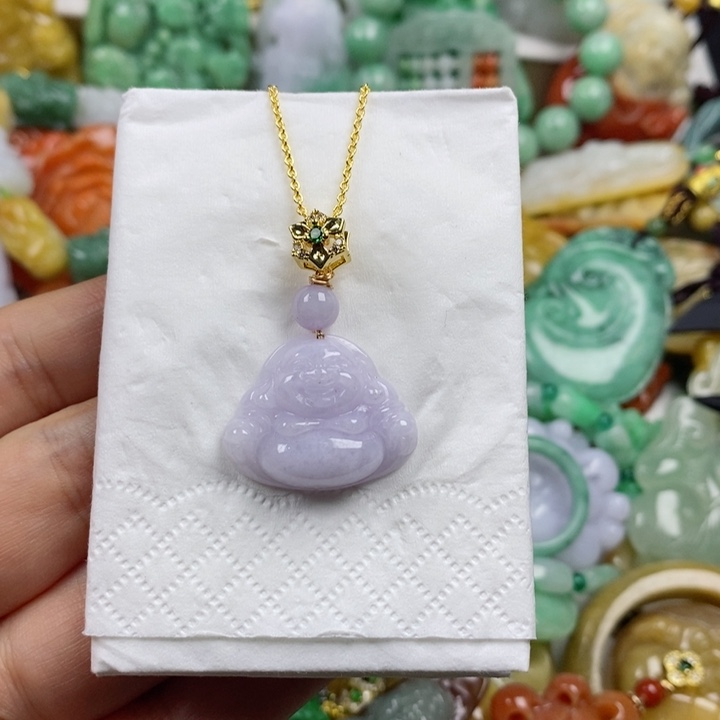 翡翠吊坠(赠链)未镶嵌