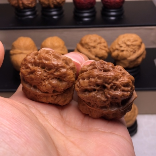 文玩核桃把件帝龙疙瘩包37