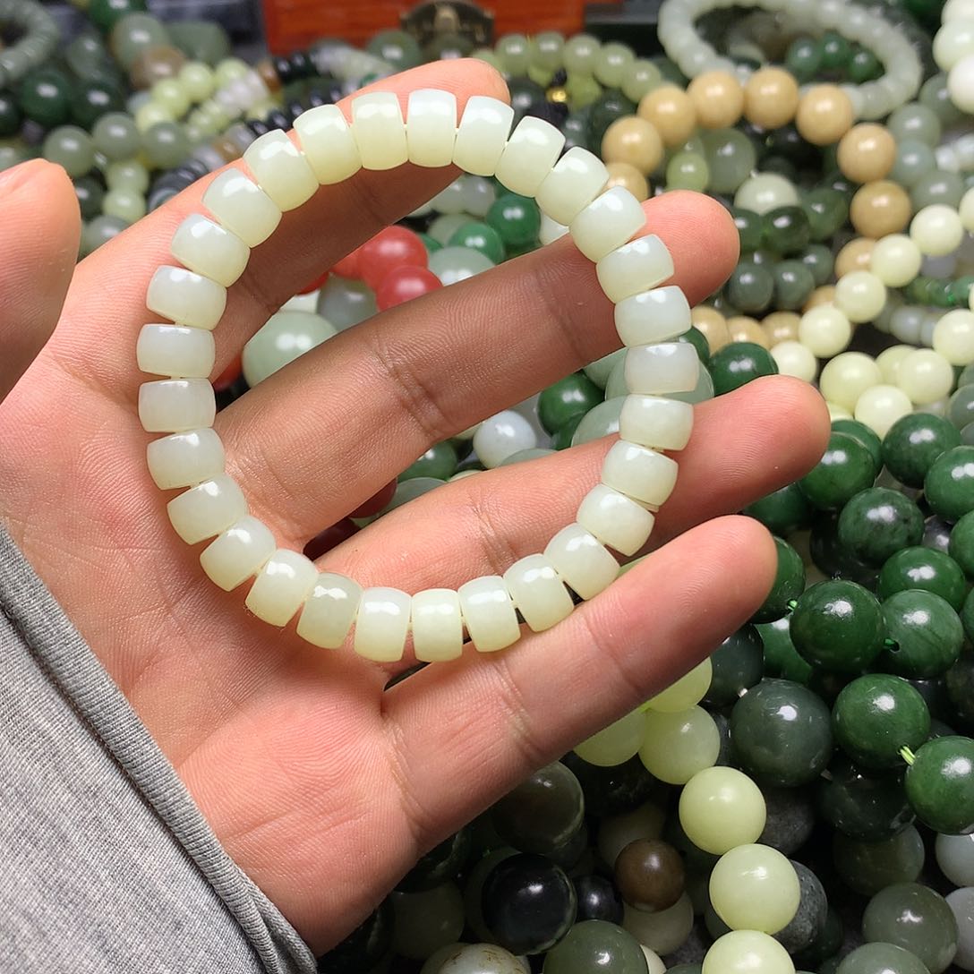 和田玉手链未镶嵌