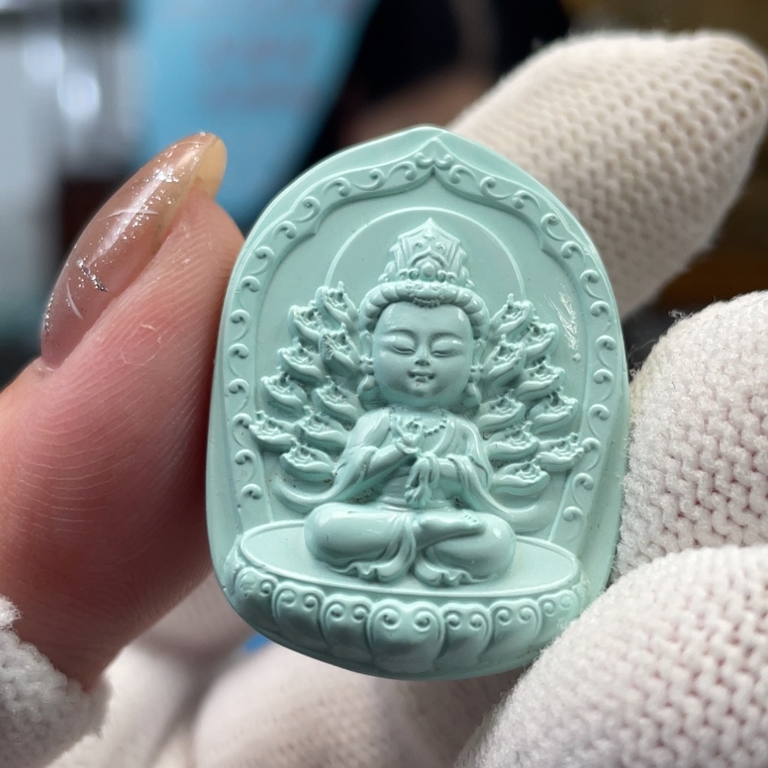 绿松石未镶嵌挂件