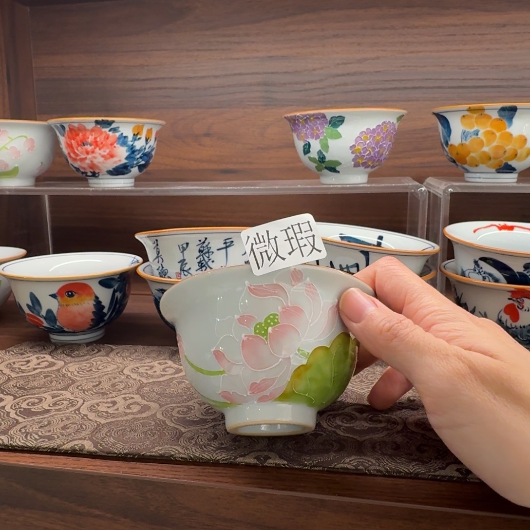 釉下手绘茶具微瑕
