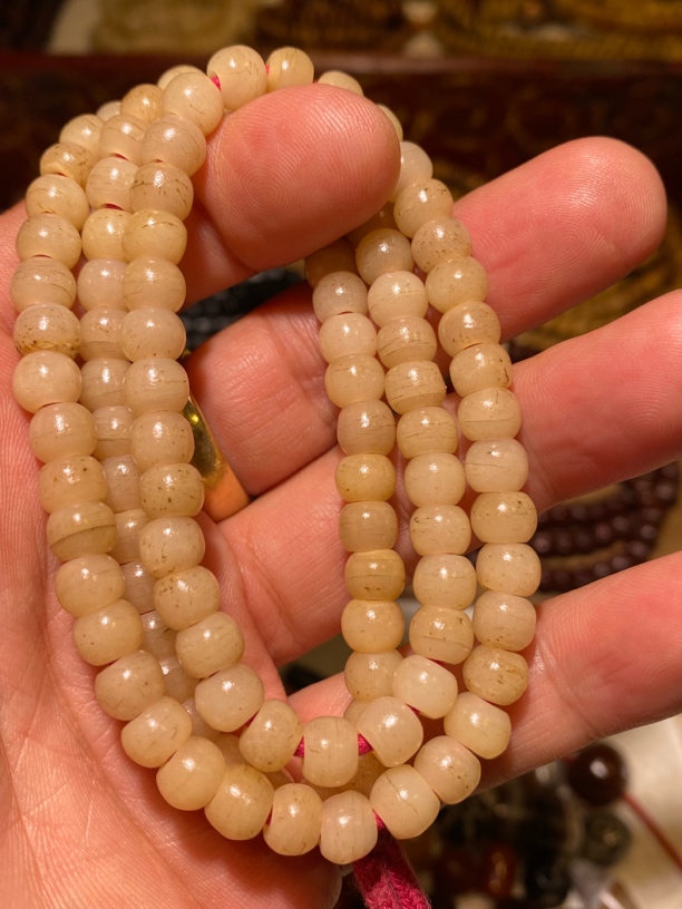 藏区回收老念珠106颗