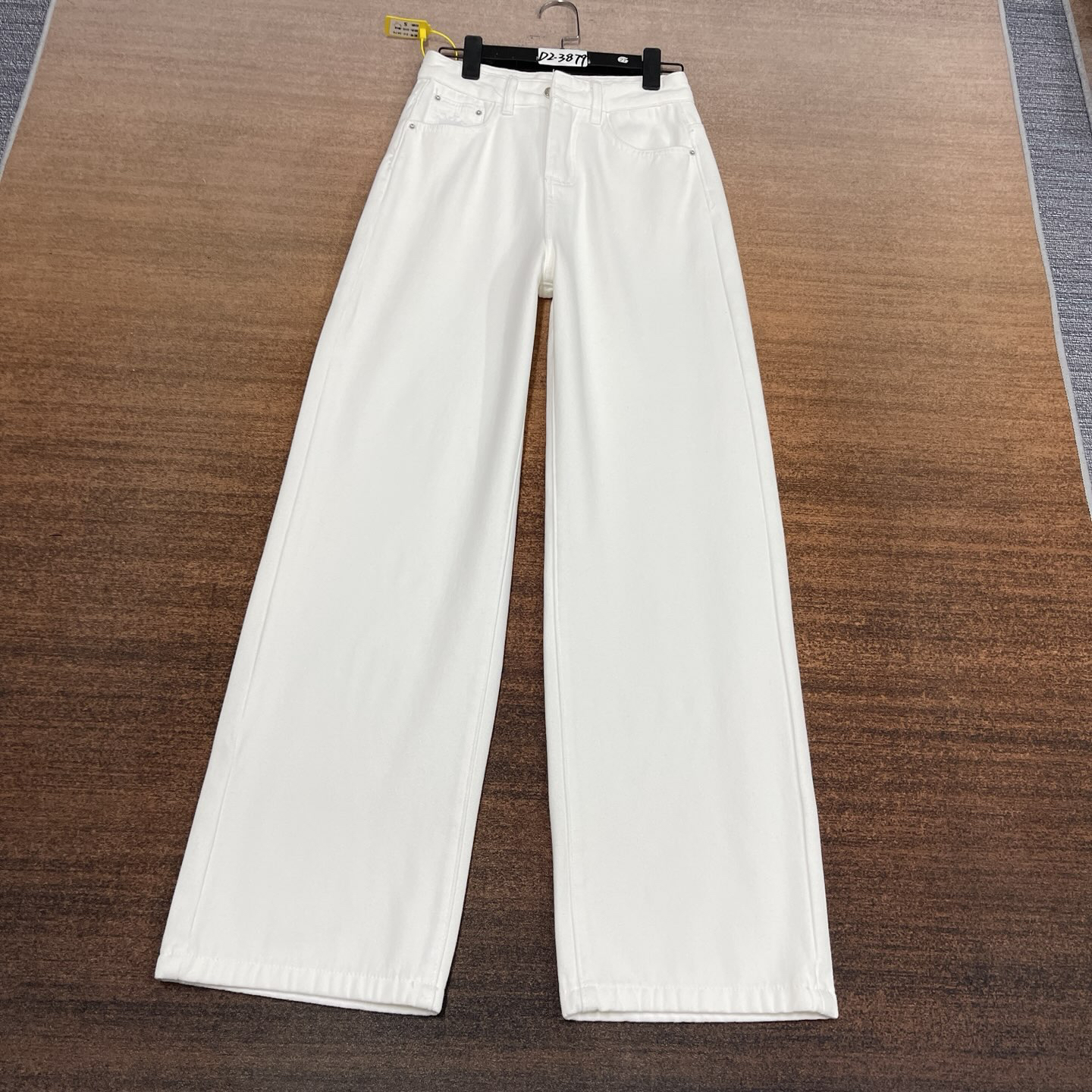 #D2-3879 加绒-厚绒 白色加长个性刺绣直筒裤 无弹（不换退）