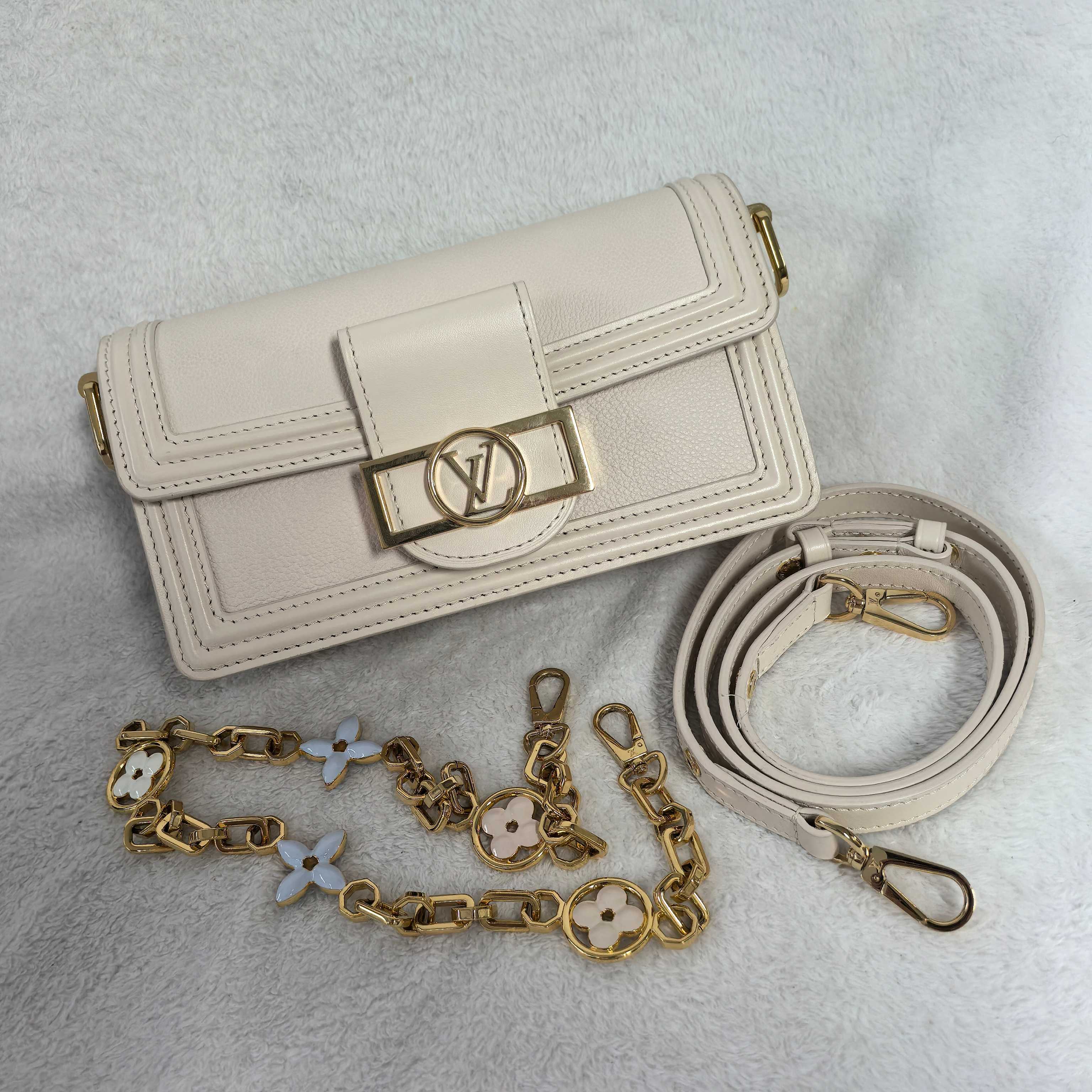 99新 LouisVuitton/路易威登 AZ/白色小号达芙妮/L2446xp