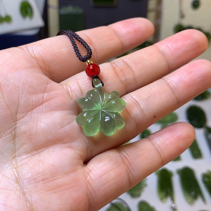 岫玉颈饰未镶嵌吊坠