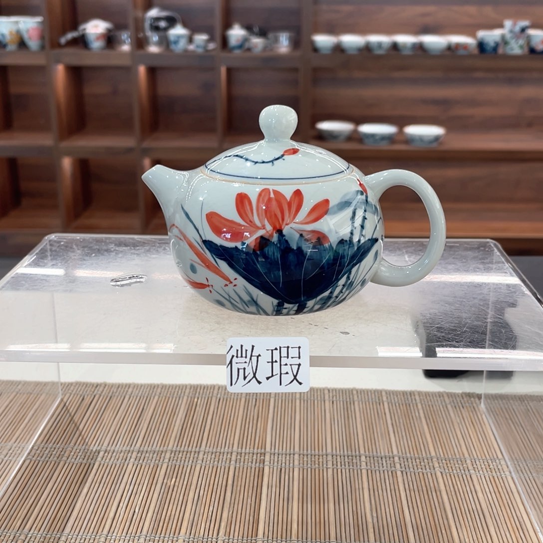 釉下手绘茶具微瑕