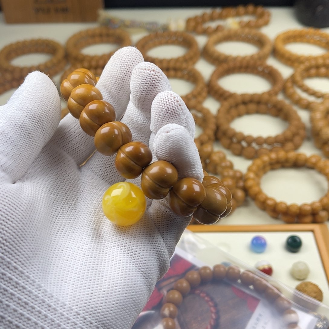 A****手串猴头核桃屁桃