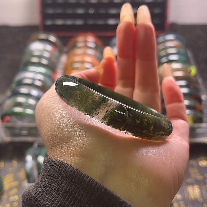 玛瑙/玉髓未镶嵌手镯