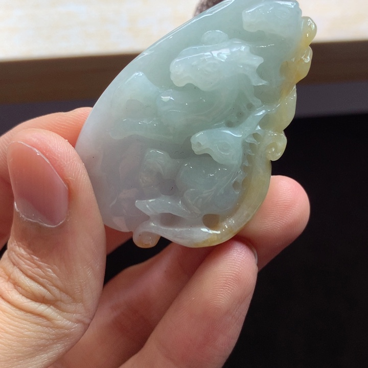 翡翠未镶嵌颈饰吊坠