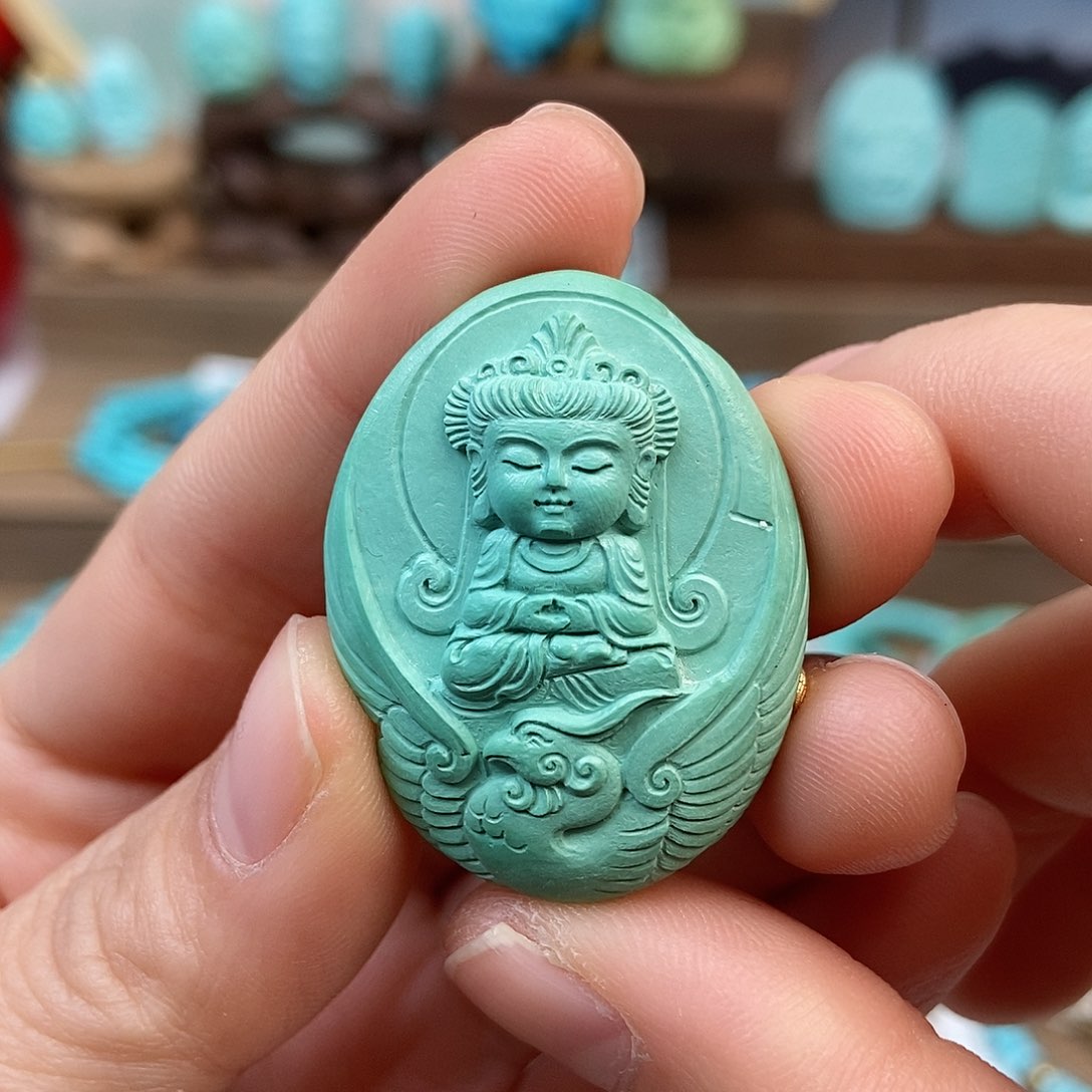 绿松石配饰未镶嵌