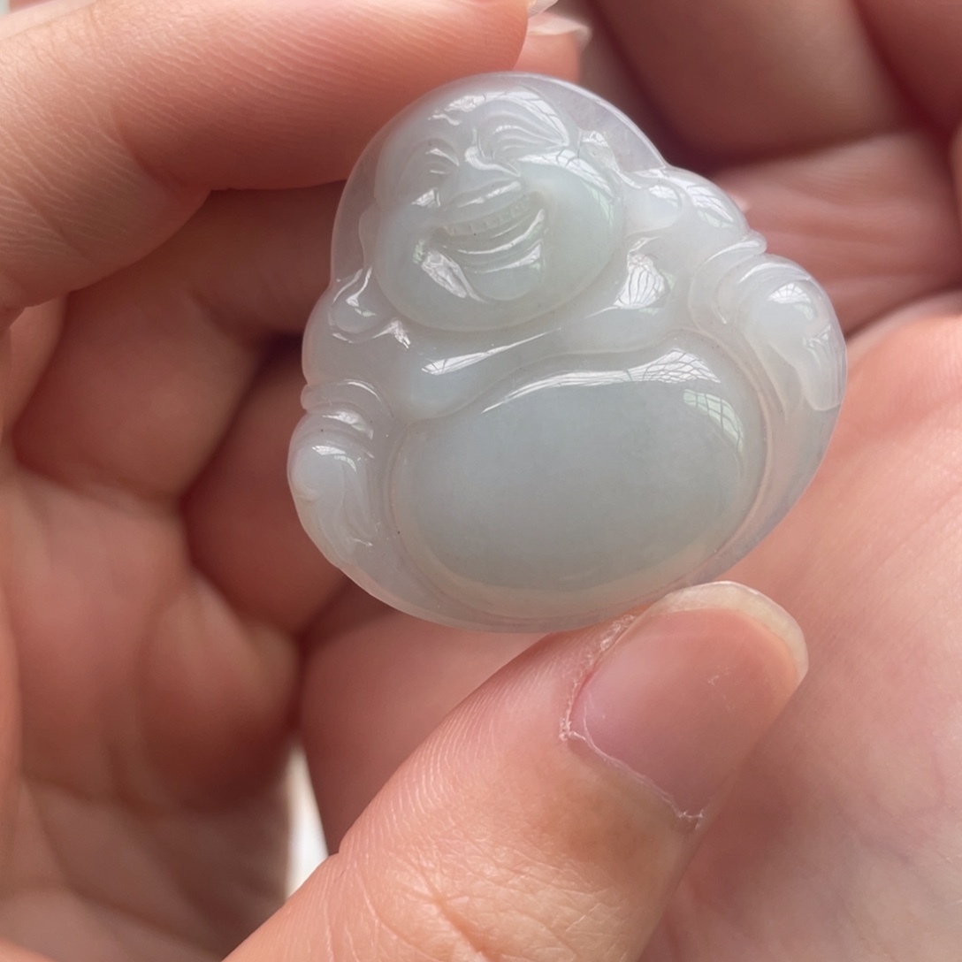 翡翠颈饰未镶嵌小***?佛公