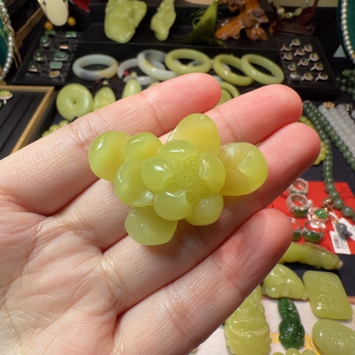 和田玉（黄玉）颈饰未镶嵌