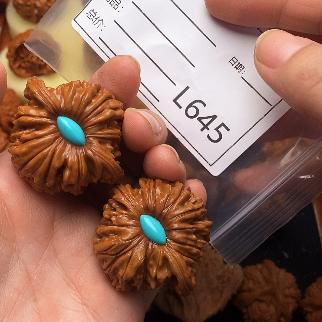 老***u把件文玩核桃43四座楼