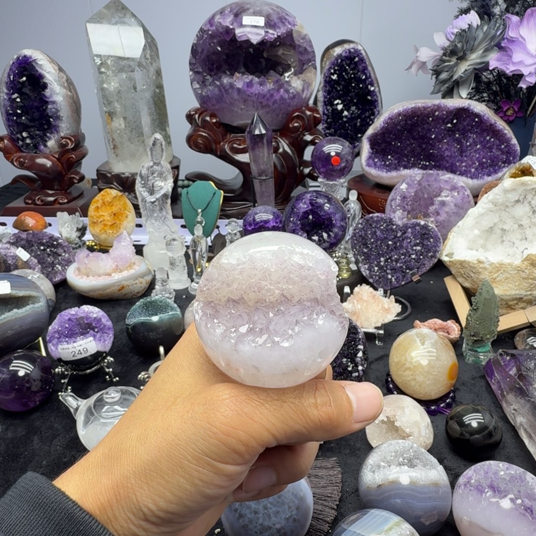 r***a水晶未镶嵌摆件天然