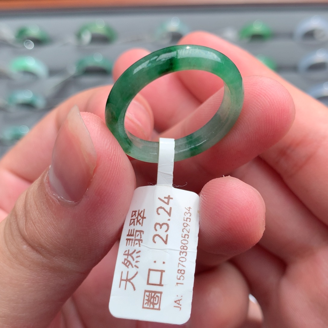 翡翠戒指未镶嵌天然