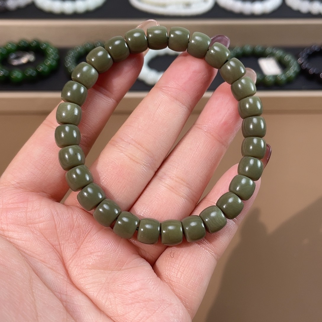 和田玉手链未镶嵌