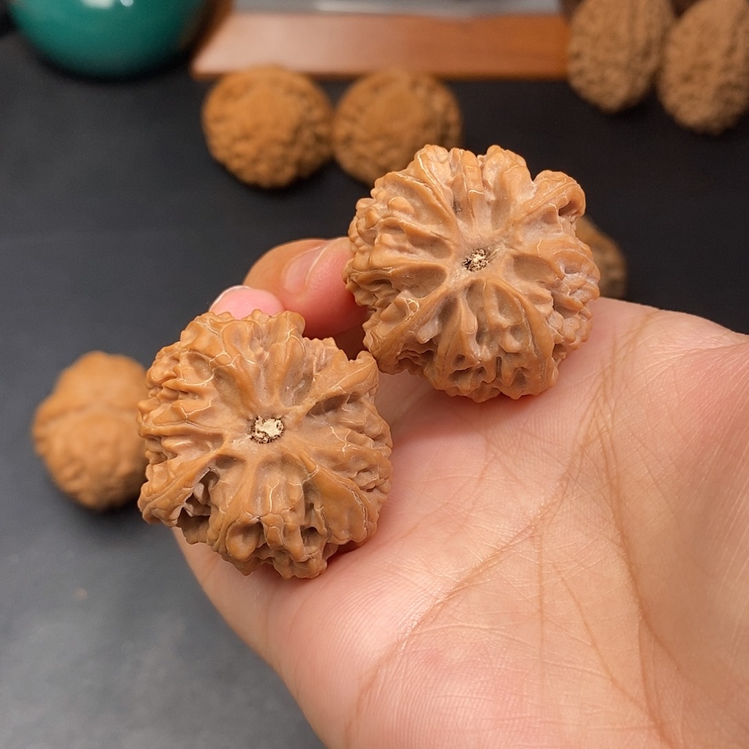 文玩核桃把件苹果全品36