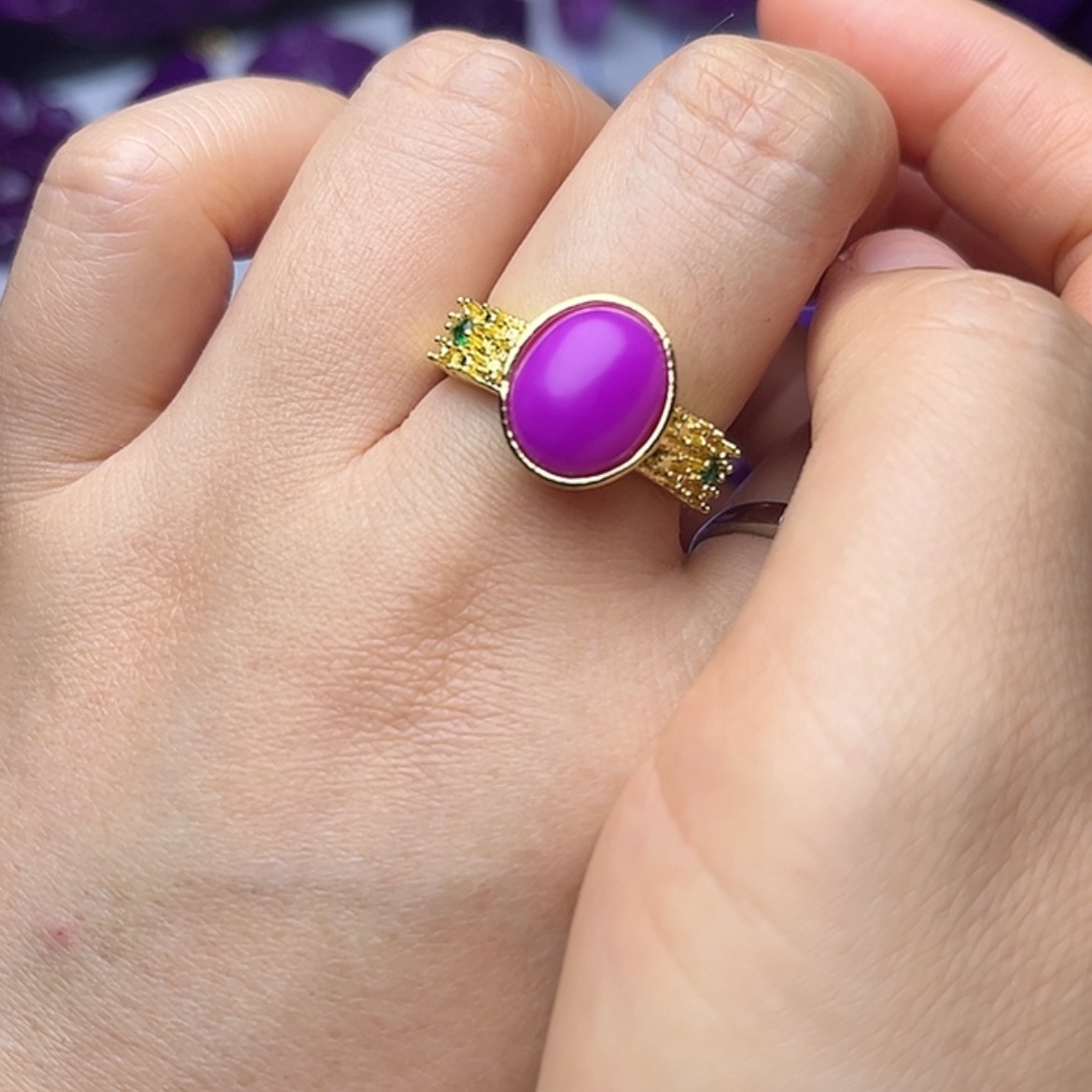 【闪购商品】羽毛非金属南非老料紫舒54