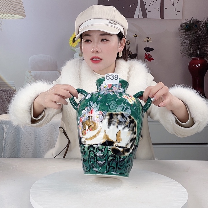 三***妹摆件639 景德镇陶瓷艺术精品