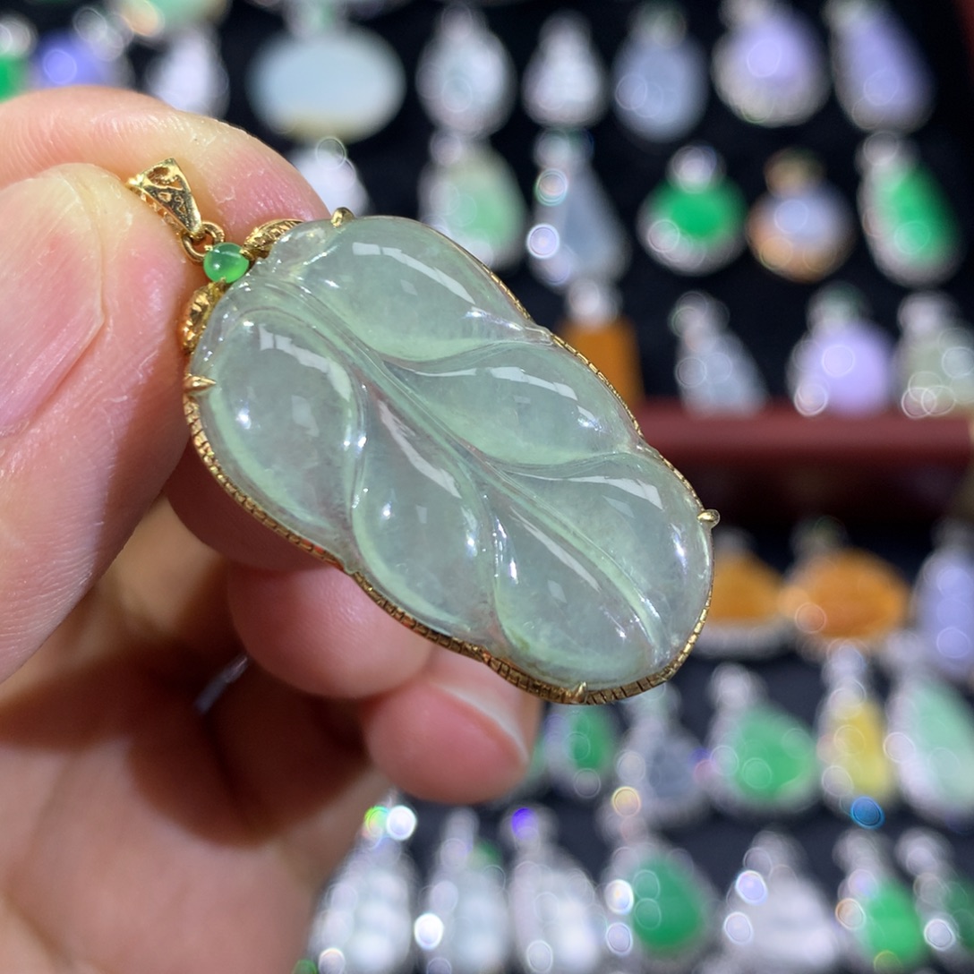 翡翠18K金镶嵌吊坠(不含链)