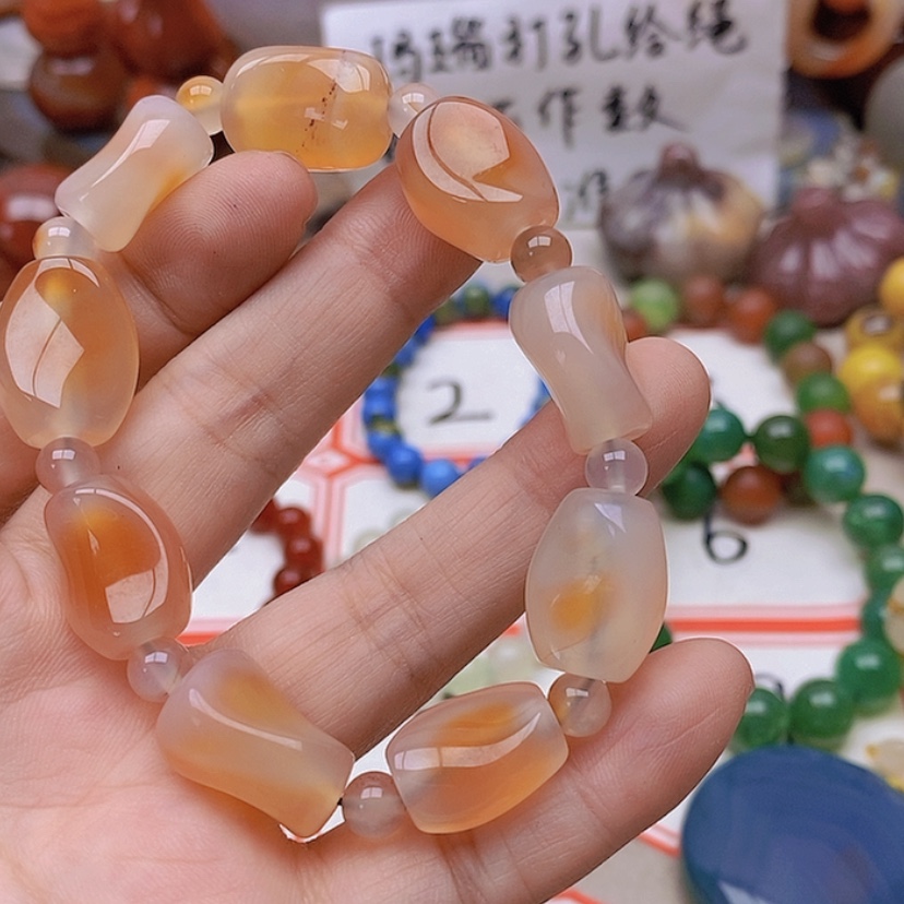 【闪购商品】未镶嵌玛瑙/玉髓珠宝半成品爱****?