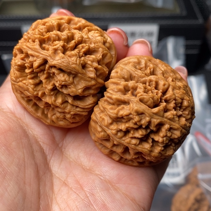 文玩核桃把件43球筋