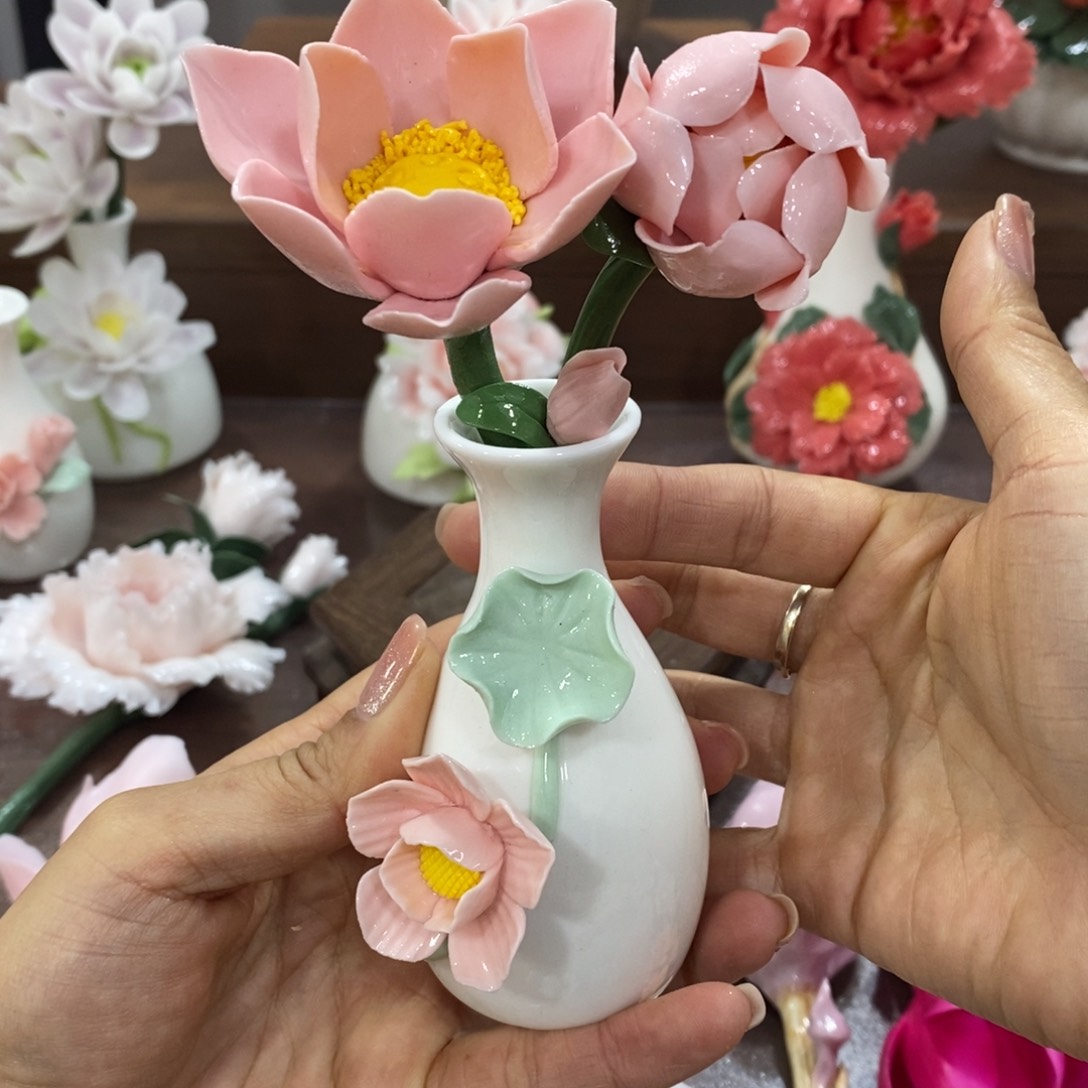 摆件陶瓷手工花摆件