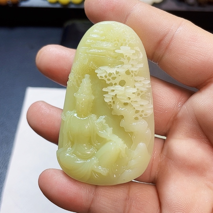 和田玉颈饰未镶嵌轻***子