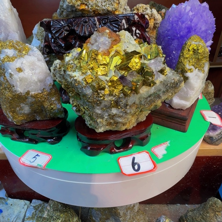 八***代金属图图哟哟哟哟哟哟哟哦