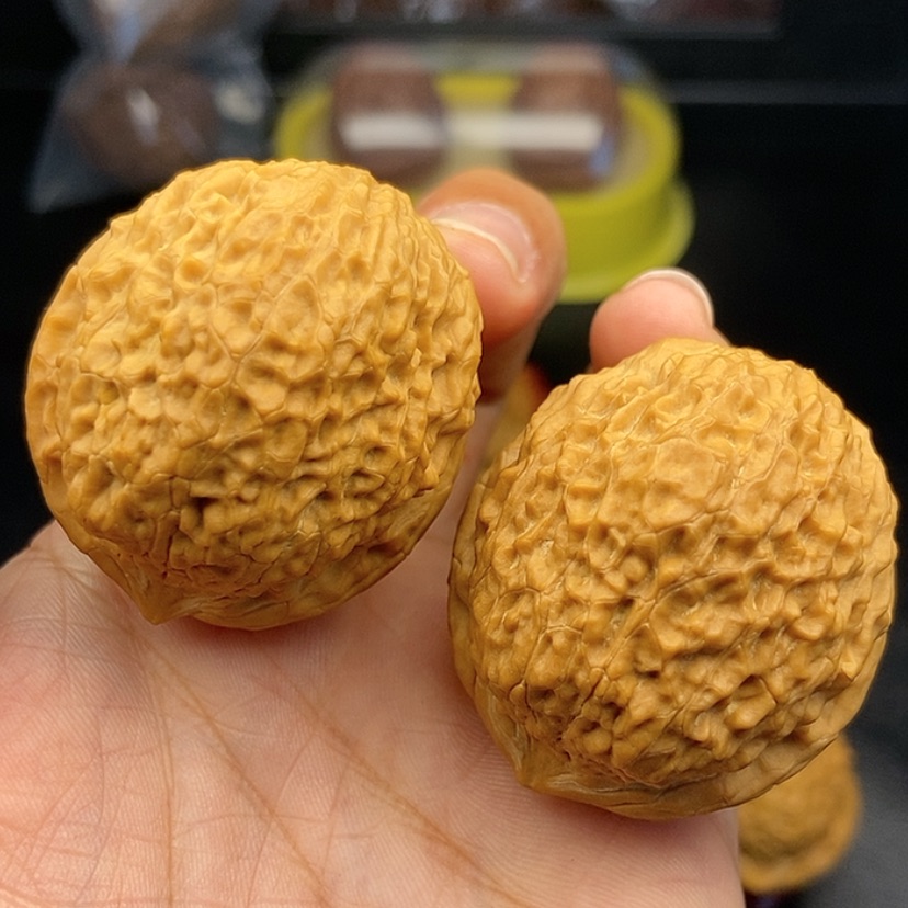 【闪购商品】把件文玩核桃42尺名铁密纹狮子头54克