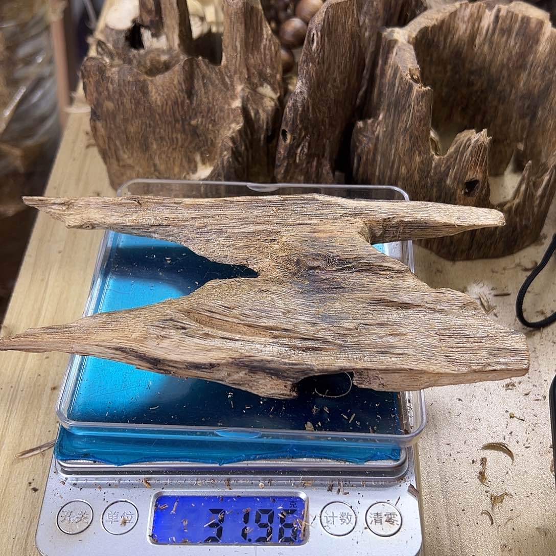 香料绿奇楠虫漏31克乌身