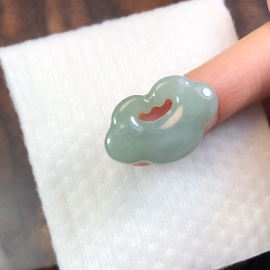 翡翠未镶嵌颈饰缅甸A货，每天下午1点半开播