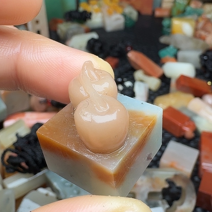 老挝石真真正正章