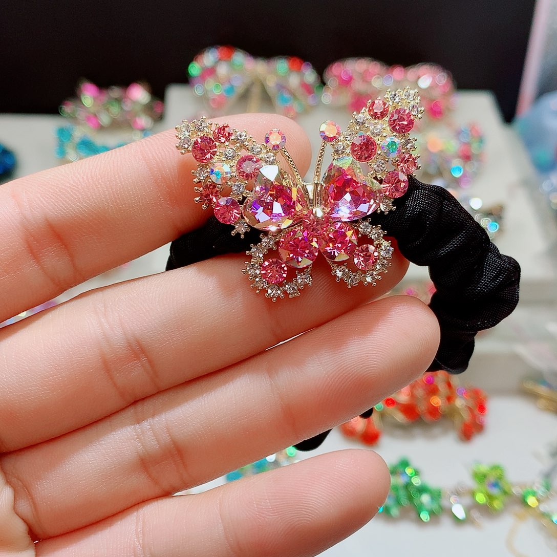 皮质铁合金发饰等