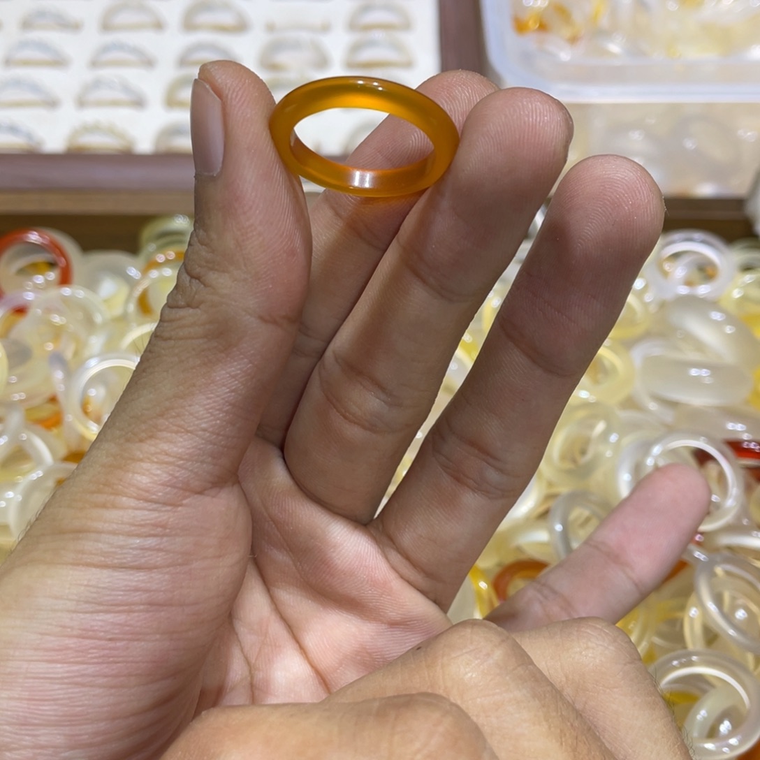 玛瑙/玉髓未镶嵌戒指19号港18