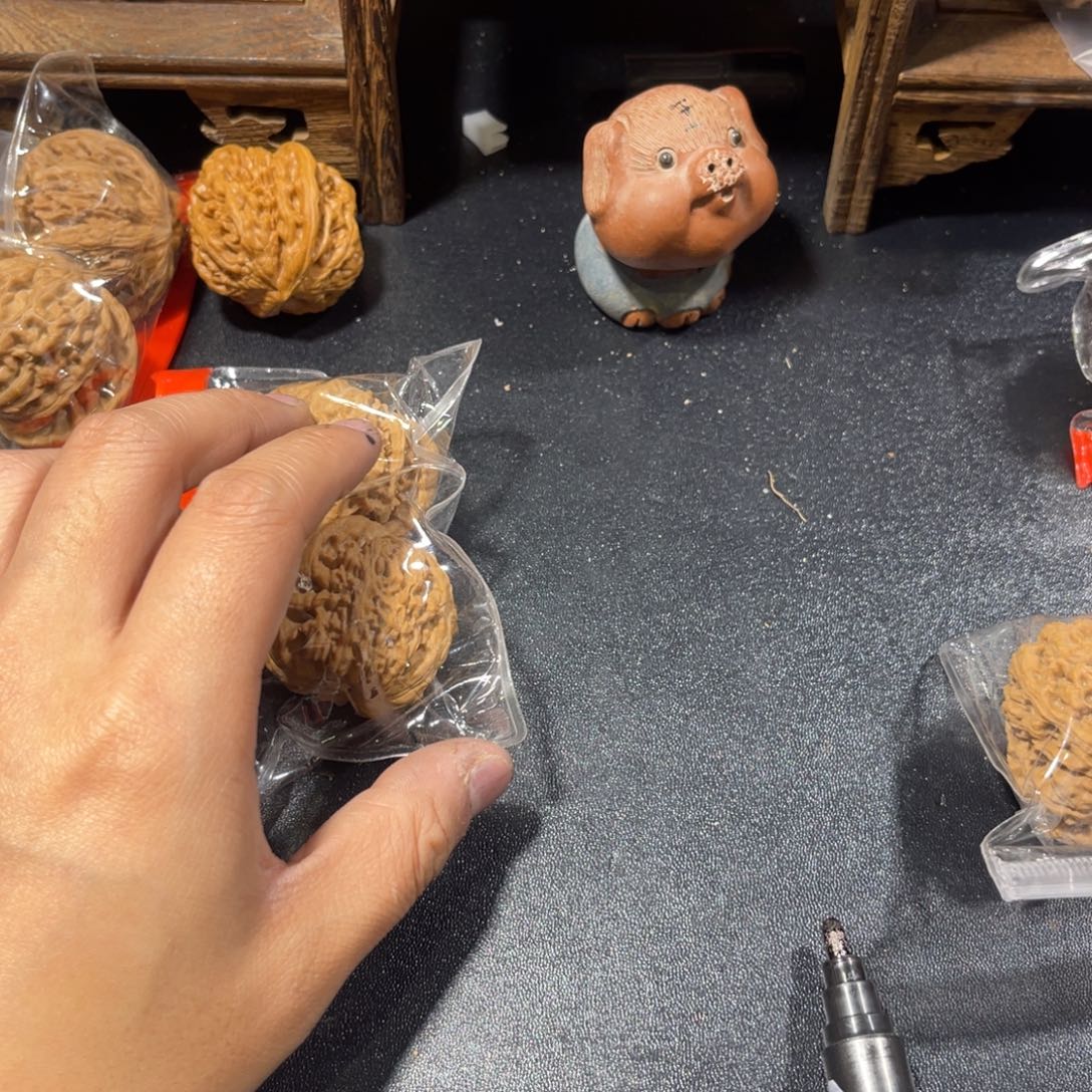 花***.吊坠文玩核桃astjm