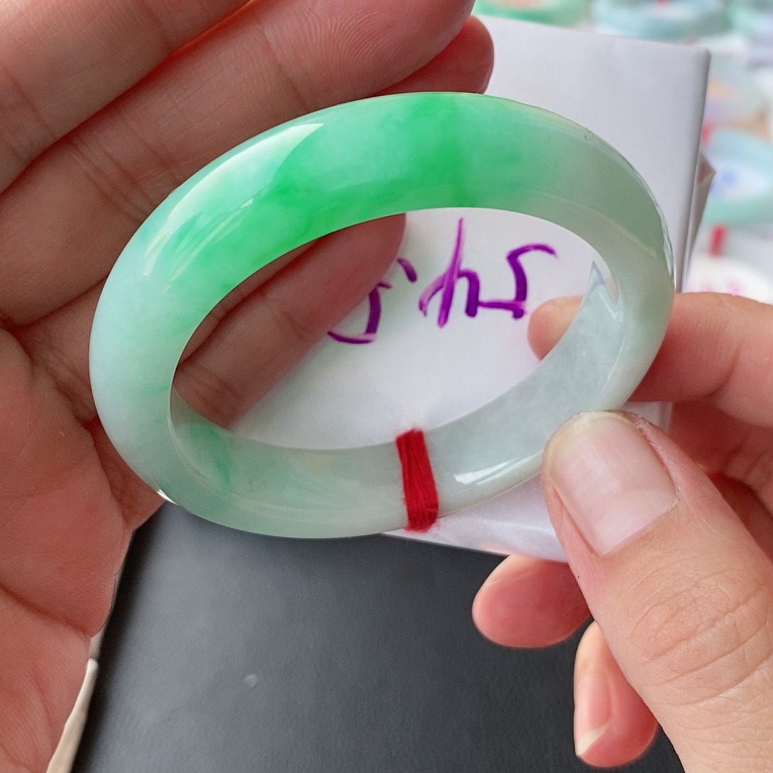 翡翠手镯未镶嵌12号链接