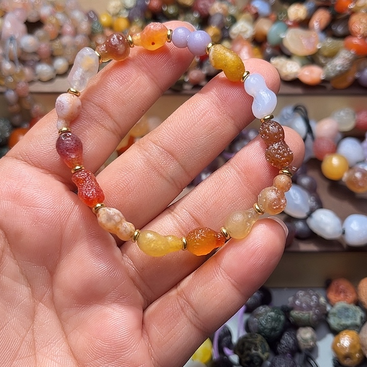 阿拉善彩玛瑙手串
