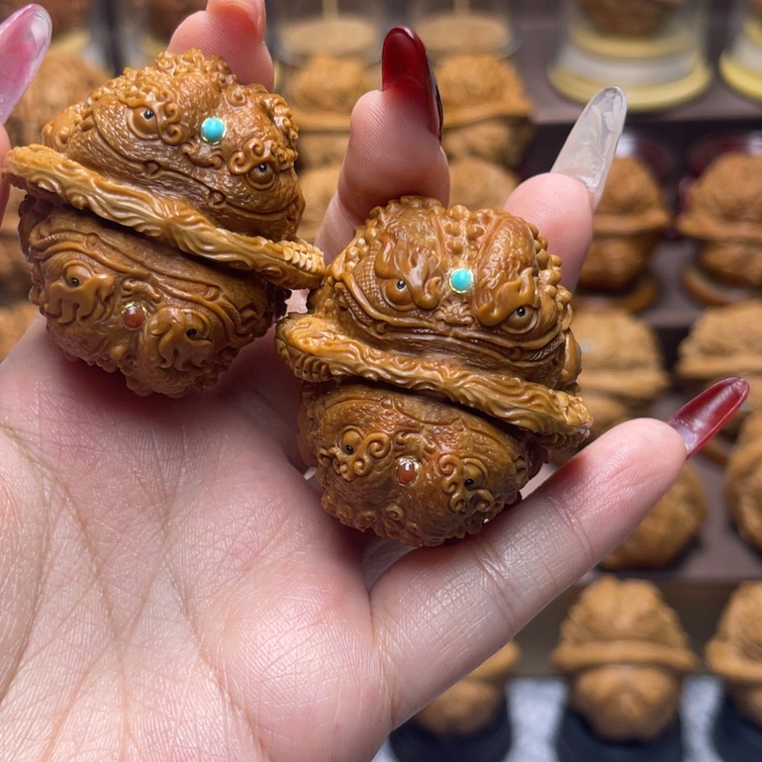 l****唐狮龙蟾福利精工满镶嵌