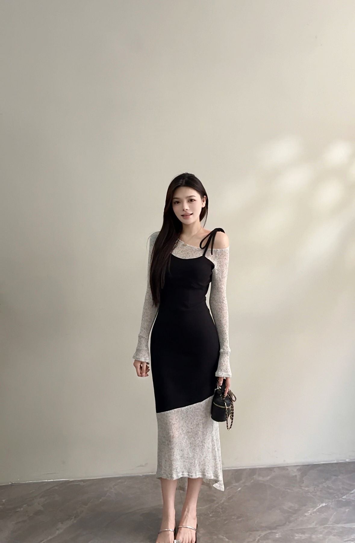 【苏苏】秋季新款拼色不规则假两件喇叭袖针织中长连衣裙DT1511