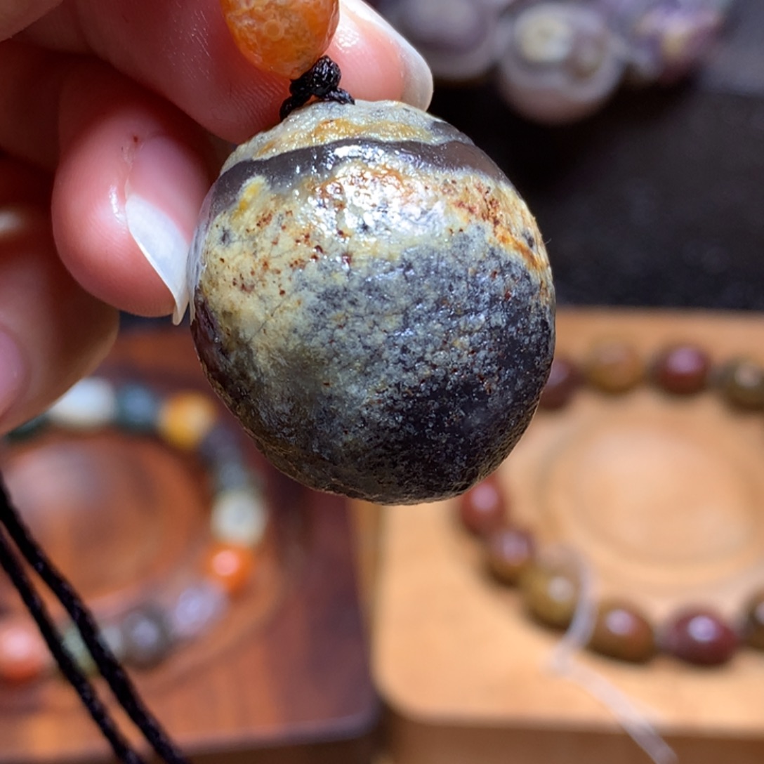 未镶嵌玛瑙/玉髓珠宝半成品