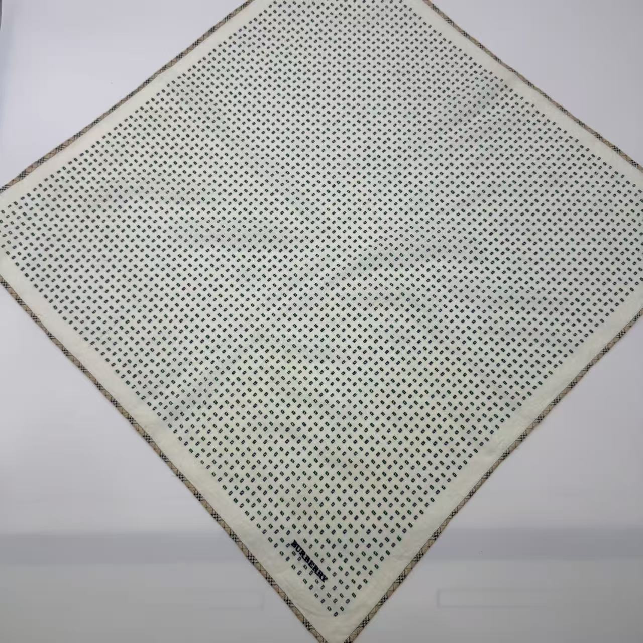 95新 BURBERRY/博柏利 海囤/巴宝莉/丝巾/yy12517