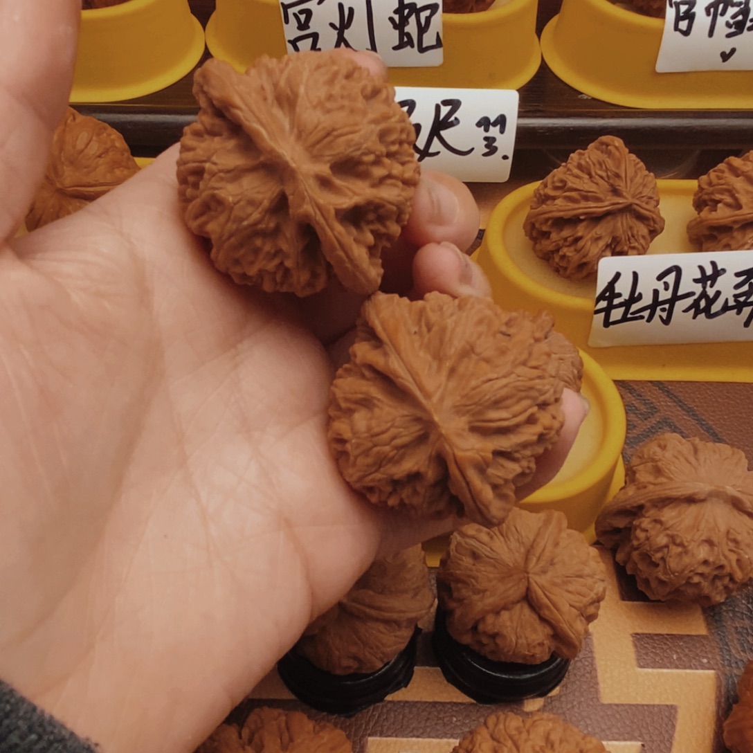 把件文玩核桃42全品宫灯