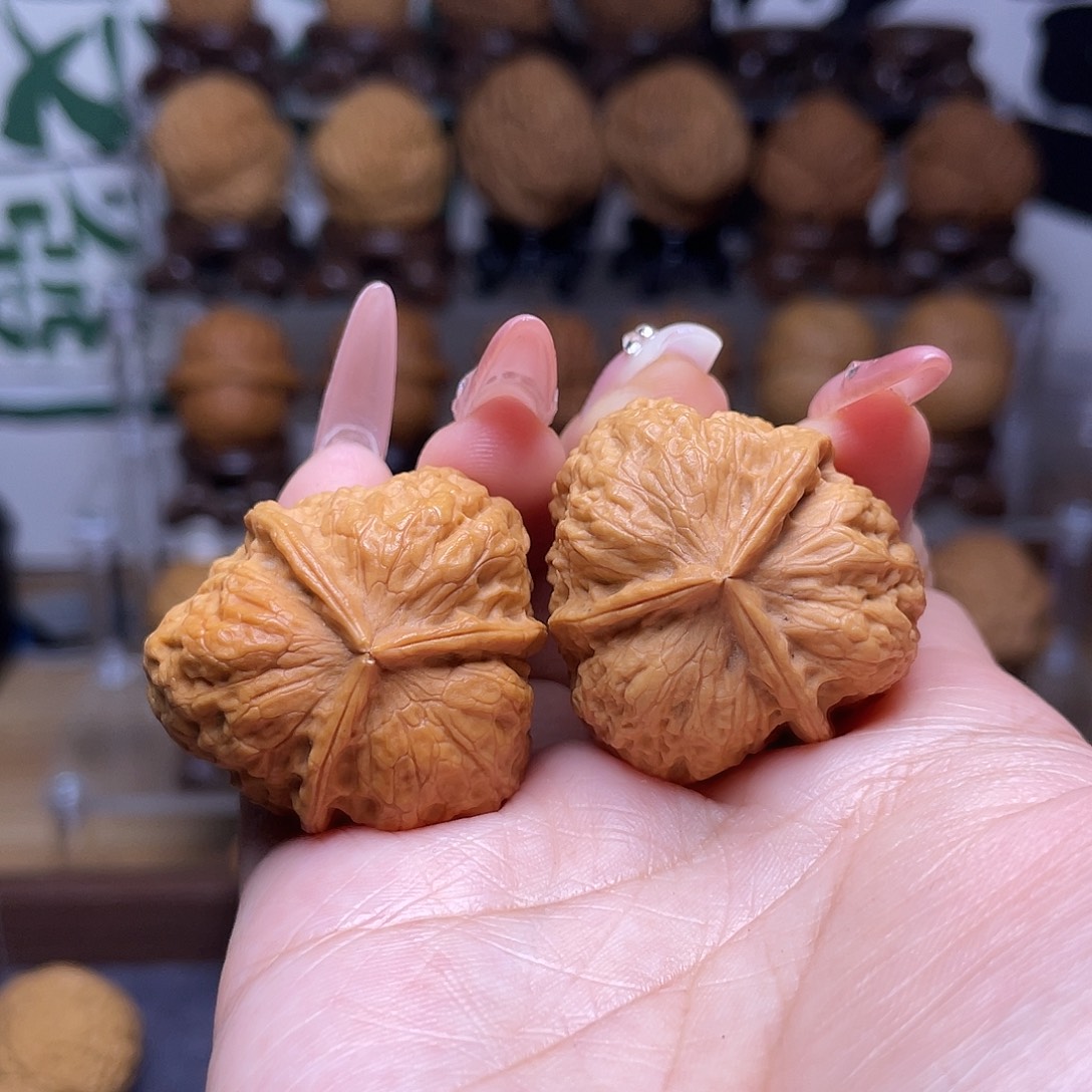 文玩核桃把件5…………3mm