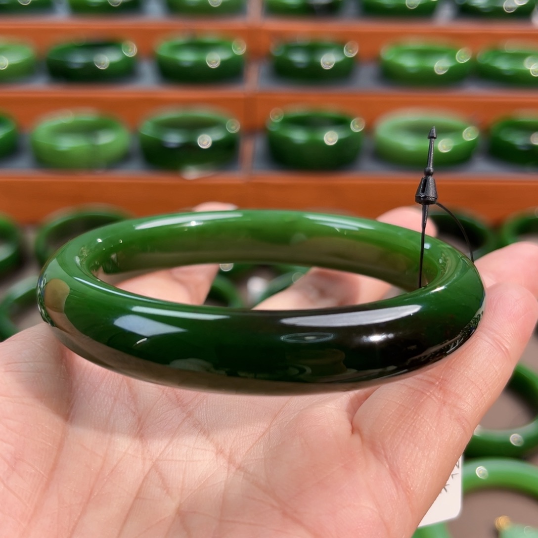 未镶嵌手镯和田玉（碧玉）61