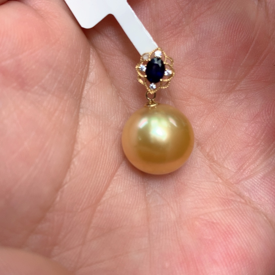 海水珍珠颈饰18K金镶嵌