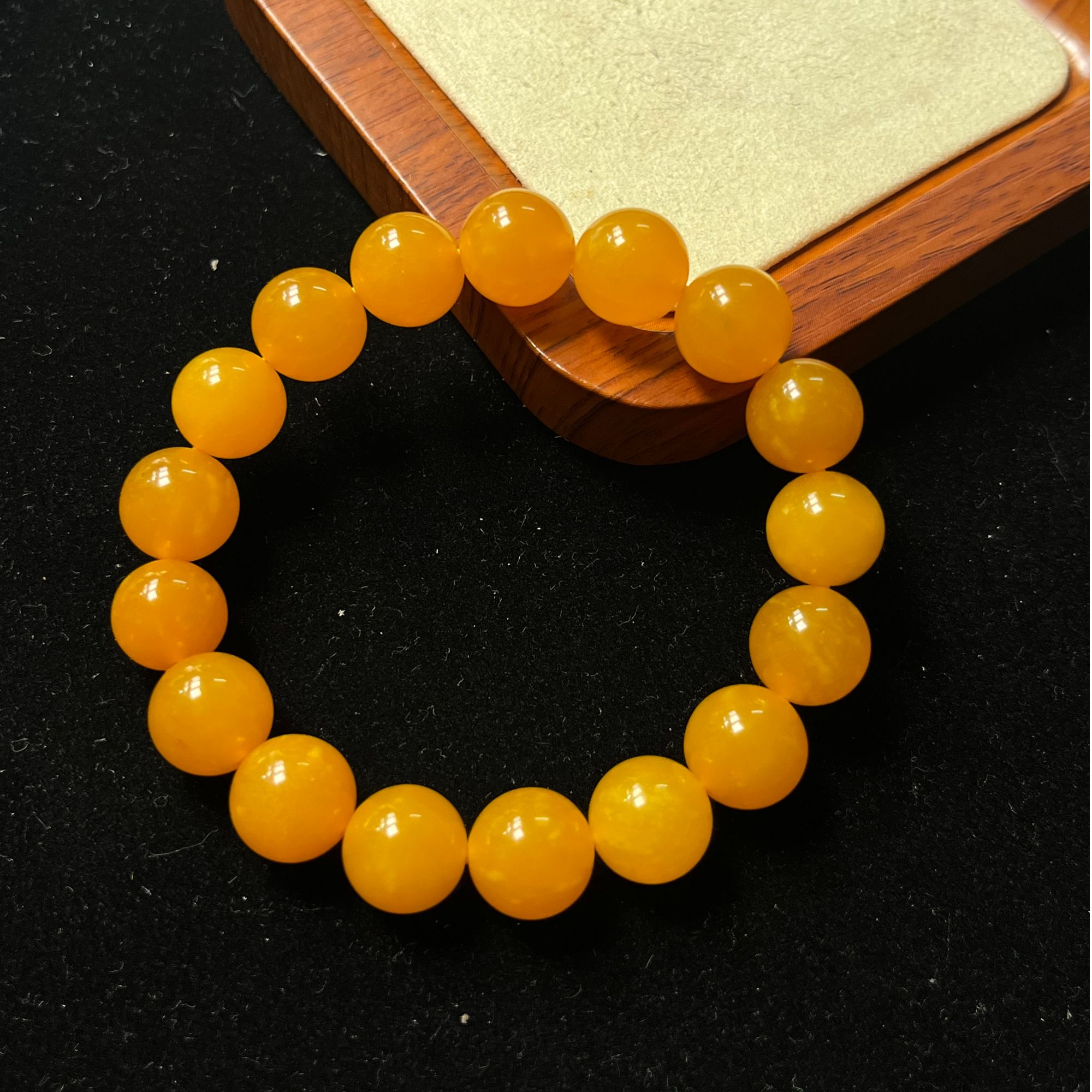 [停业清货]鸡油黄色12m手串-289-多样性发一