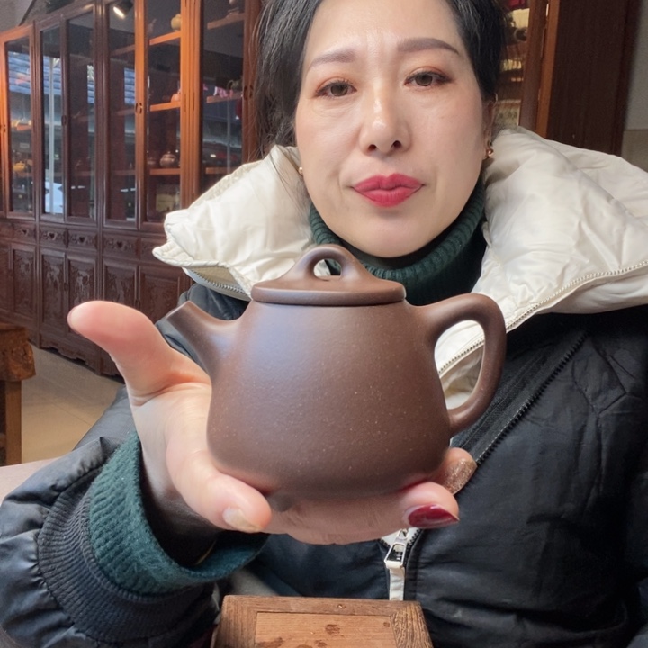 紫砂茶壶没*数高石瓢，底槽清